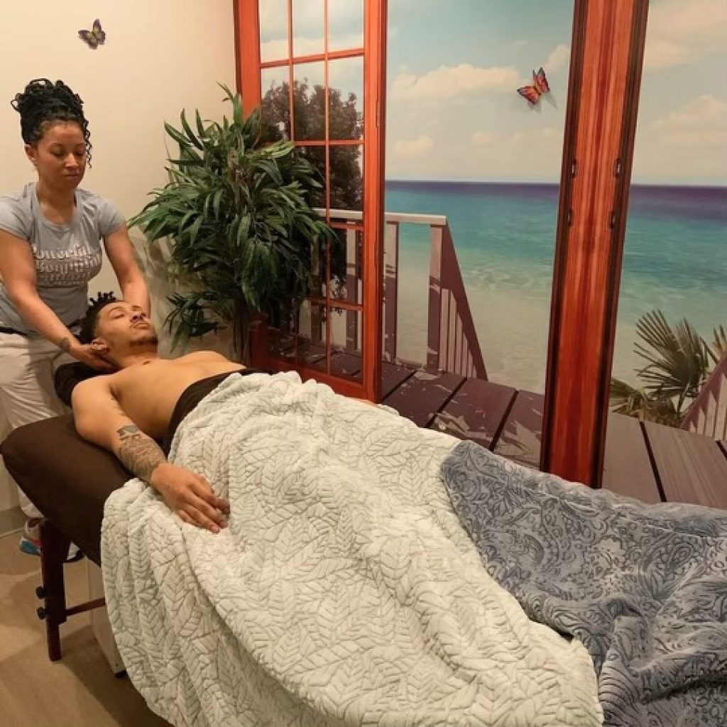 Massage Therapy in Overland Park & Kansas City Prenatal Massages